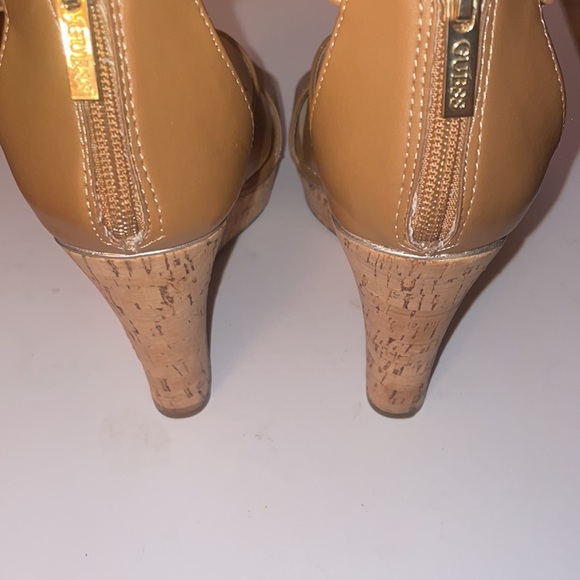 Guess Cork Wedge. Size 8 - Picture 5 of 15